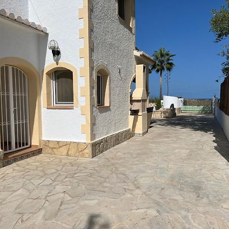 Chalet En La Playa Con Piscina Privada - Holavivienda Inmobiliaria Denia Dış mekan fotoğraf