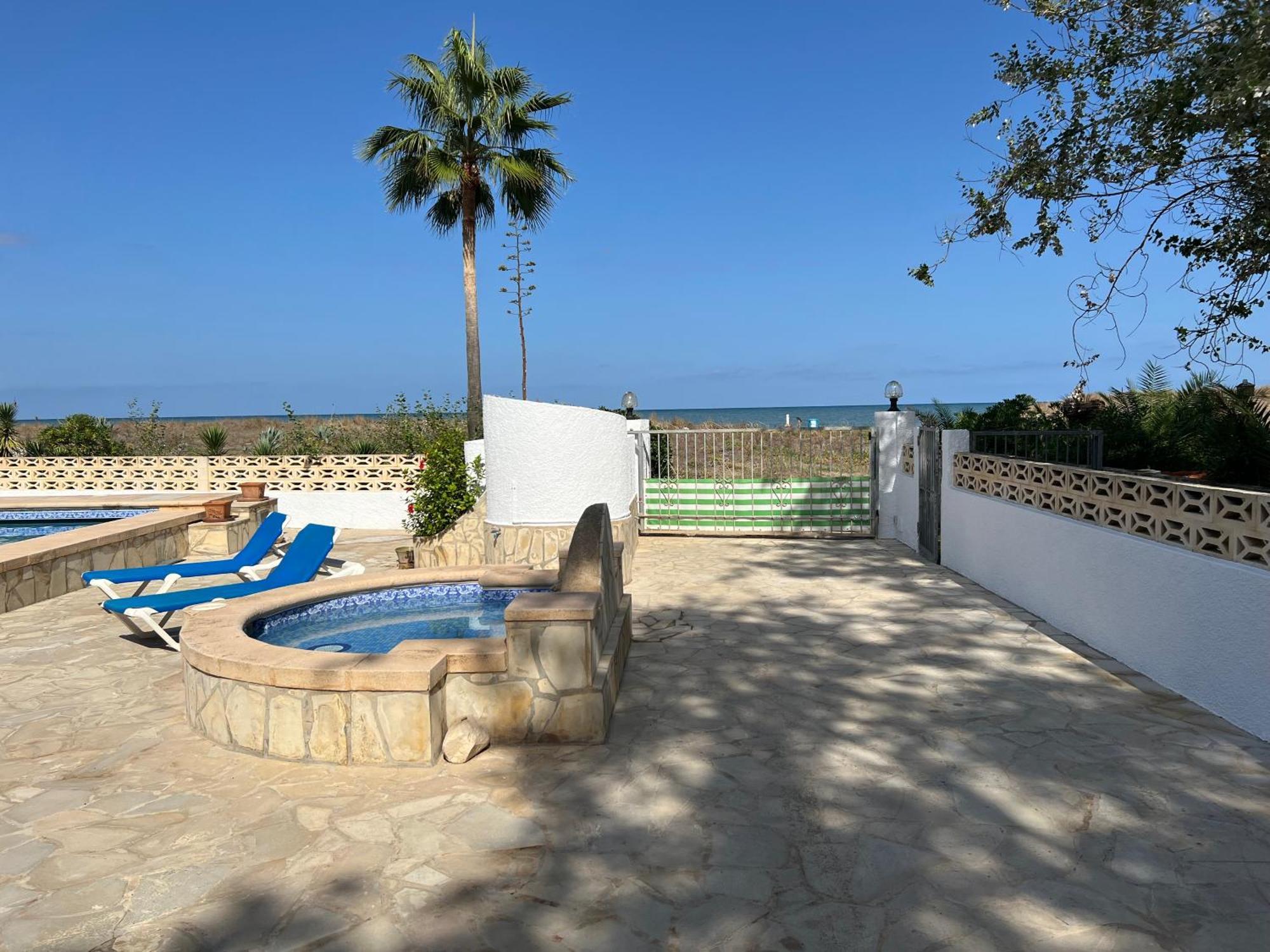 Chalet En La Playa Con Piscina Privada - Holavivienda Inmobiliaria Denia Dış mekan fotoğraf