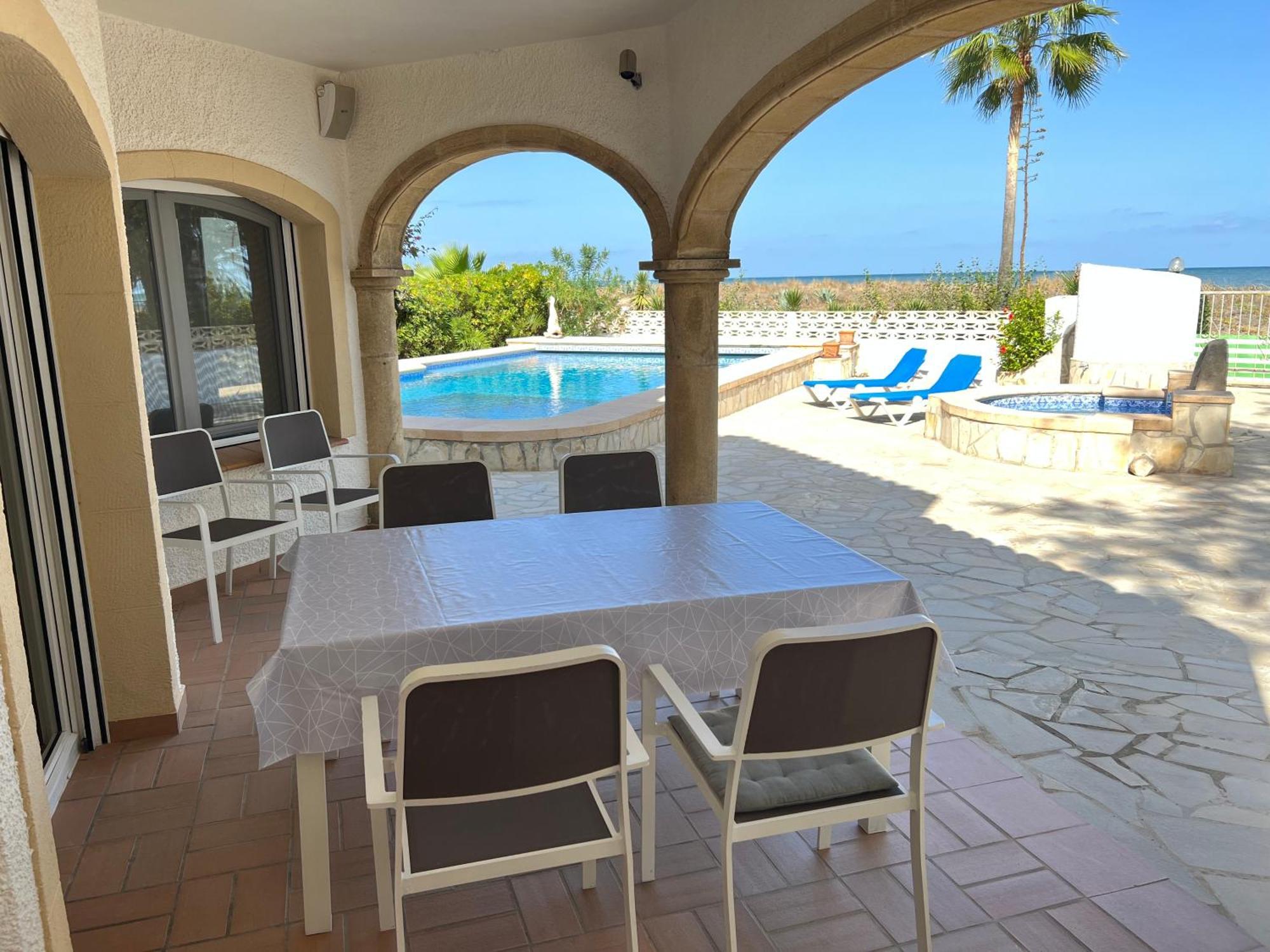 Chalet En La Playa Con Piscina Privada - Holavivienda Inmobiliaria Denia Dış mekan fotoğraf