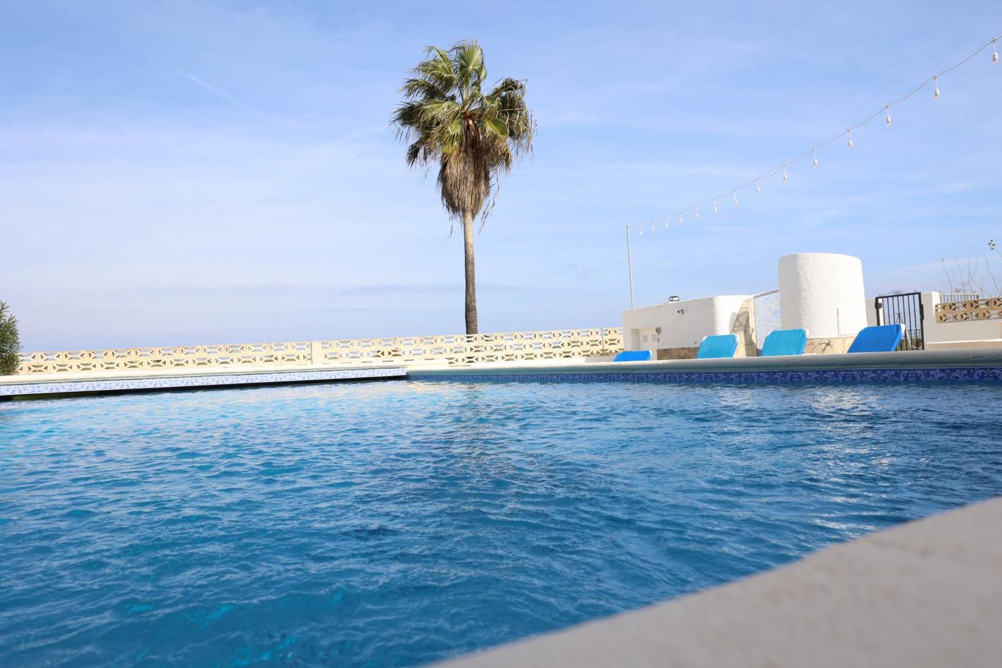 Chalet En La Playa Con Piscina Privada - Holavivienda Inmobiliaria Denia Dış mekan fotoğraf